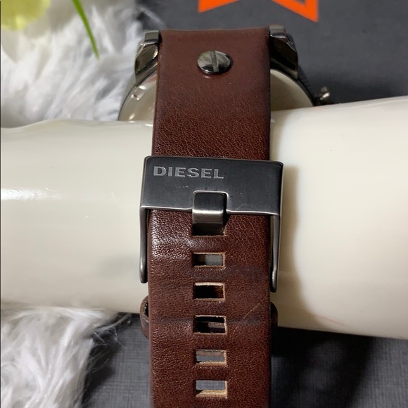 DIESEL LITTLE DADDY DUAL TIME CHRONOGRAPH STEEL - Picture 8 of 10